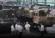 بالصور زعيم كوريا الشمالية يتفقد مصانع الأسلحة الكبرى في بلاده 8 png 6