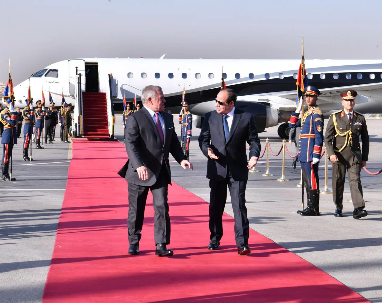الرئيس السيسي والعاهل الأردني يرحبان بالهدنة الإنسانية بغزة