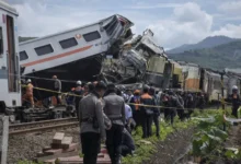 Tiga penumpang tewas dan 28 lainnya luka-luka ketika dua kereta bertabrakan di Indonesia 6 c7718840 ab94 11ee 8019 555950a2332c file 1704436598414 157480231
