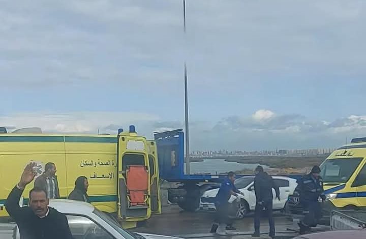 "حادث مروع على طريق الإسكندرية الصحراوي: تصادم 3 سيارات يُسفر عن إصابة 6 أشخاص" 9 FB IMG 1739091414944