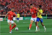 د. عمر صبحي يكشف أسرار تراجع أداء الاهلي رغم اللعب على الأرض 7 20250427112716393