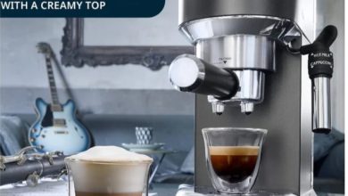 ارخص ماكينة صنع قهوة بمضخة إكسبريسو 1.1 L 1350 W EC685.BK أسود/فضي 2 IMG ٢٠٢٥٠٤٠٣ ٠٩٠٠٥٥