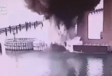 تفجير جسر يربط روسيا بالقرم بعملية نوعية تحت الماء.. 1100 كجم متفجرات تهزّ المنطقة** 6 20250603150358