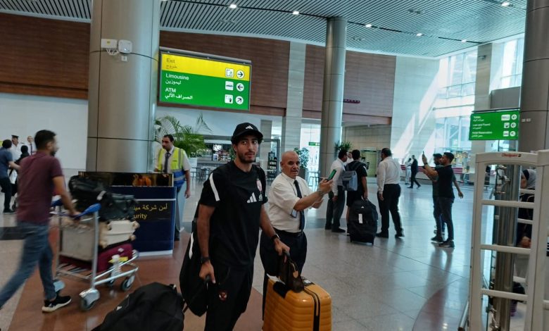 بعثة الأهلي تعود إلى أرض الوطن.. لحظة وصول الفريق إلى مطار القاهرة بعد انتهاء مشوار مونديال الأندية 11 FB IMG 1750855710437