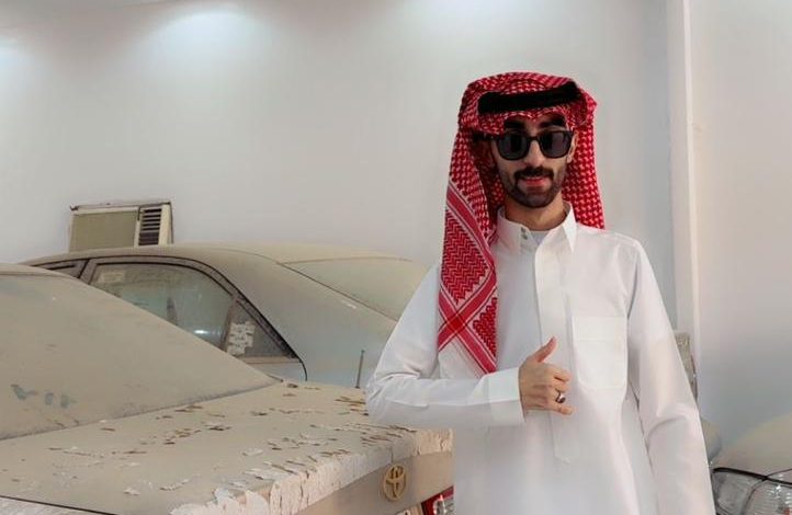 طارق بن جميل (23 عامًا): شغف الشباب السعودي يلتقي بتراث السيارات الكلاسيكية. (تبرز التناقض بين الشباب والتراث بطريقة جذابة). 12 IMG 20250618 WA0111