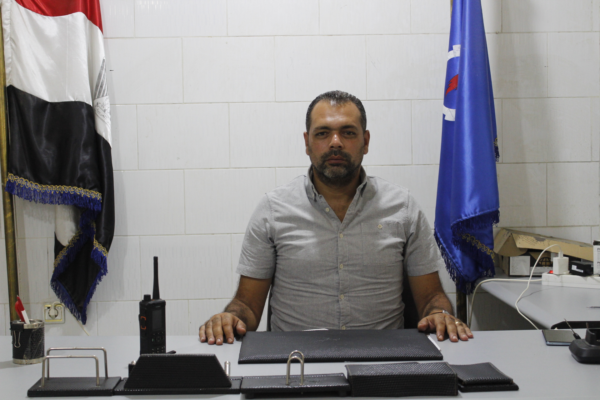 حادث بالسويس.. إصابة زوجين فاقدين الوعي والعثور على مصوغات ذهبية ثمينة.. والمسعفون يضربون أروع مثال في الأمانة 2 MG 4342