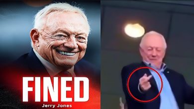 Jerry Jones Fined $250,000 After Giving Fans the Middle Finger: “I Put Up the Wrong Show of Hand” 5 Screenshot 2025 10 08 01 24 03 25 dba69a5e82e939c3ddef13f99a115ca3