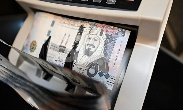 وزارة المالية في المملكة العربية السعودية تصدر تقرير أداء الميزانية للربع الثالث 2025: نمو الإيرادات غير النفطية وتحسن كفاءة الإنفاق وفق رؤية 2030 2 Upfoto AD4ozDevZTzlNFlEPm2rzHYVLlUgGMoO2yiW8tRLvjUes