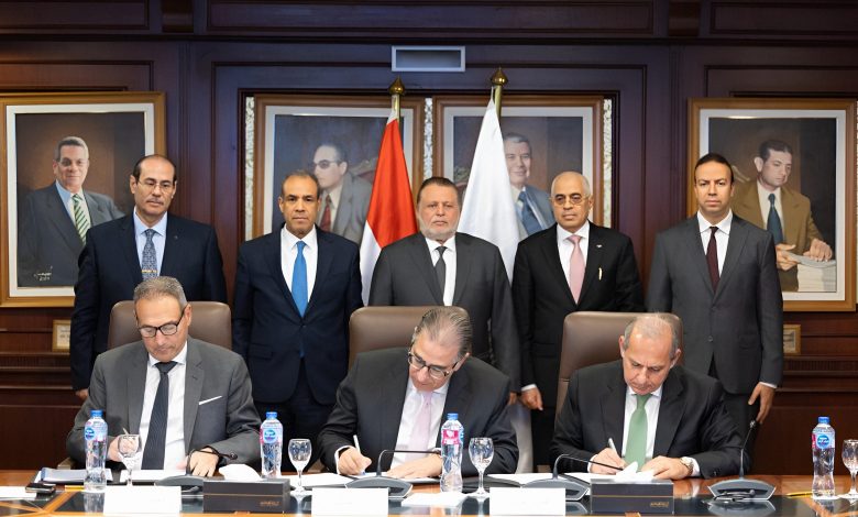 "مبادرة افتح حسابك في مصر" التي تهدف لتعزيز تحويلات المصريين العاملين بالخارج واستثماراتهم داخل البلاد 6 Upfoto qGwES9nQ8IbrcVHupMVV9yM1Gcg73Hqww571d3fQyrBzV