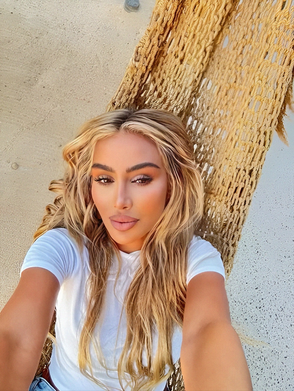 مايا دياب تدافع بقوة عن دينا الشربيني: تصريح جريء يشعل مواقع التواصل حول "الموضوع الحساس" 1