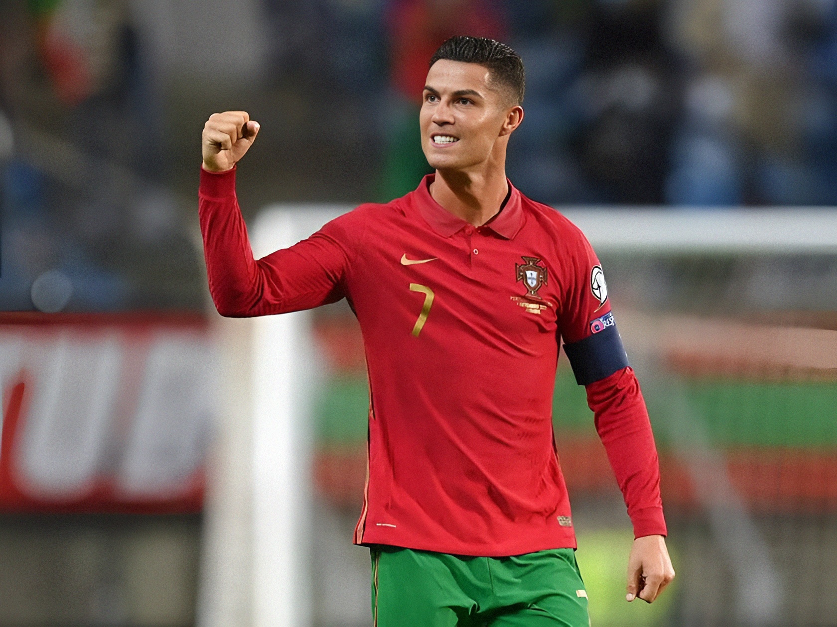 رسالة كريستيانو رونالدو للاعبي المنتخب البرتغالي قبل مواجهة أرمينيا تشعل الأجواء… دعم وتحفيز وتأكيد على مسؤولية الفوز 1