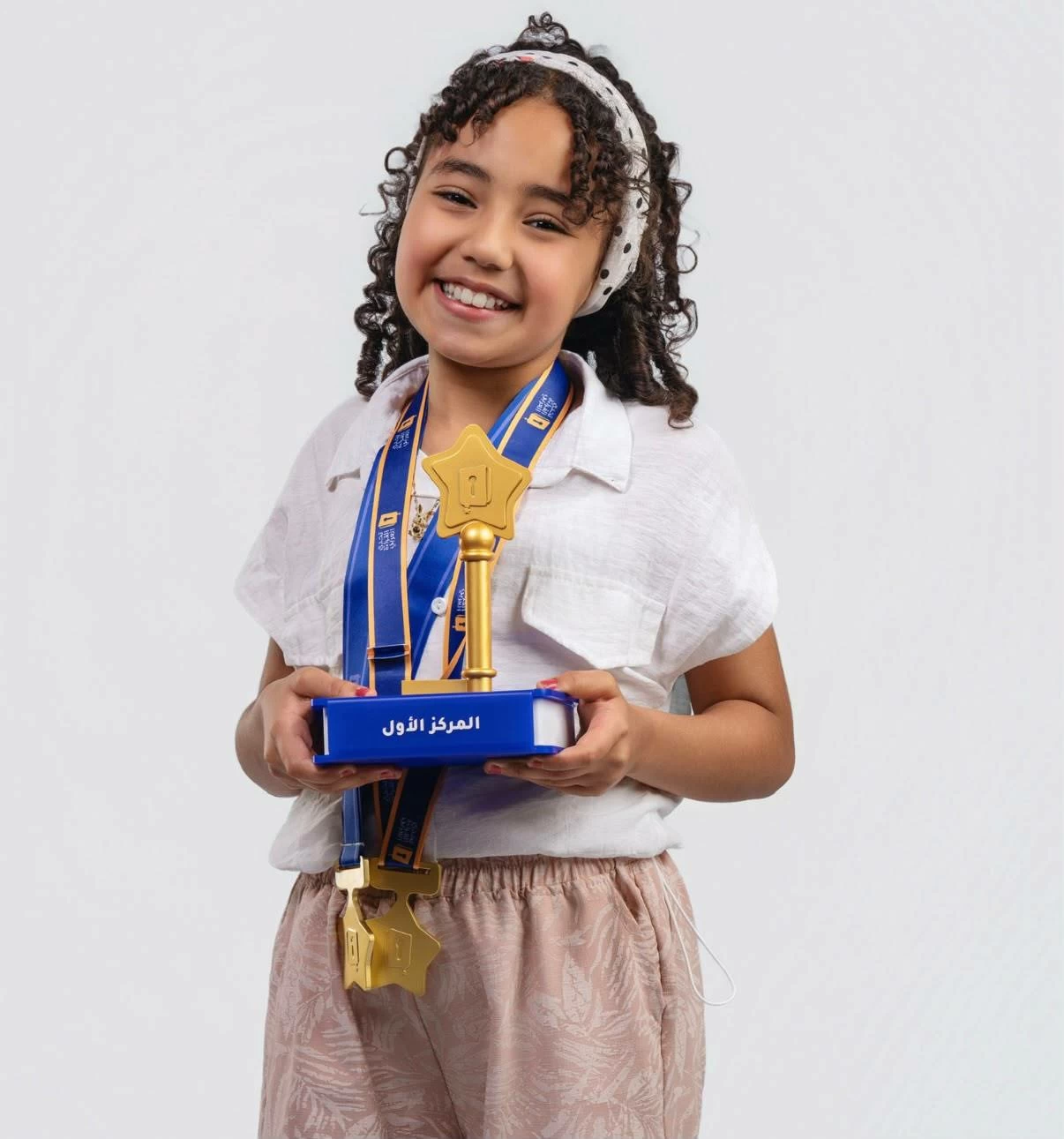 ميار عثمان بطلة القراءة